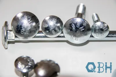 DIN 603 Carriage Bolts (Round head square neck) 8.8 Zinc