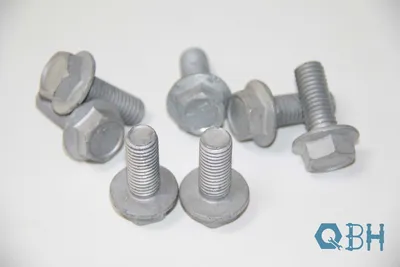 DIN6921 Carbon Steel Hexagon Flange Bolt Without Serration HDG